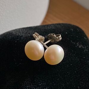 💛 Vintage 925 White Pearl Earrings